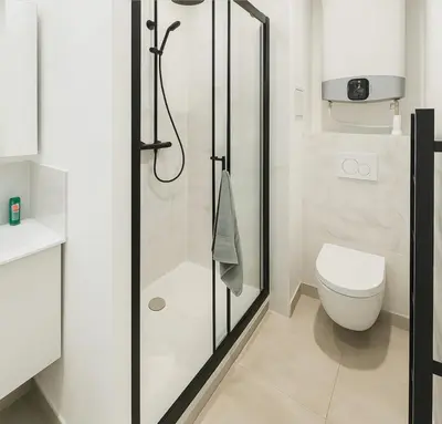 Salle de bains dans l'établissement Distrito 10 A1