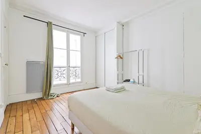 Un ou plusieurs lits dans un hébergement de l'établissement 1 Bedroom Apartment Monge II up to 4 Guests With NetFlix