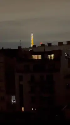 Plan de l'établissement Paris 16eme vista a la torre eiffel