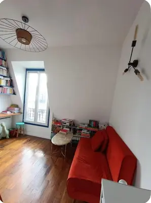 Coin salon dans l'établissement Appartement, Paris Montmartre