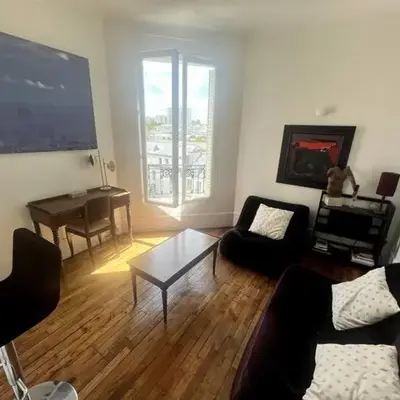 Cozy and bright duplex