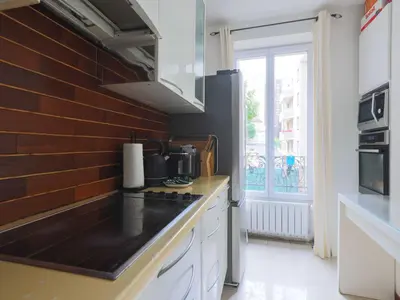 Cuisine ou kitchenette dans l'établissement House with garden 4BR 10P near Paris