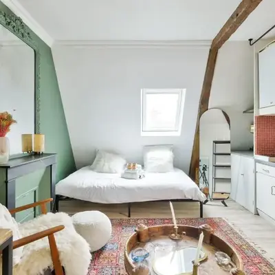 Parisian studio near Place de la République