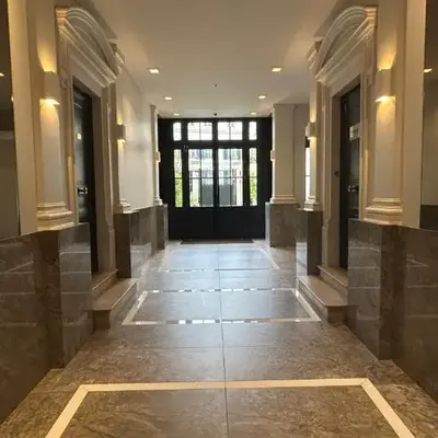 Studio Porte Maillot Paris Immeuble Haussmannien