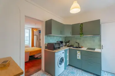 Cuisine ou kitchenette dans l'établissement Le rétro - 11ème - Bastille
