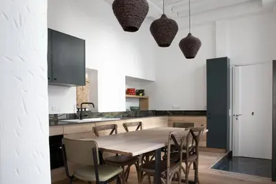 Cuisine ou kitchenette dans l'établissement Souvenir