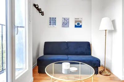 Coin salon dans l'établissement Sejour cosy a deux entre Voltaire & Marais