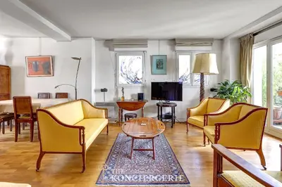 Plan de l'établissement Design et confort a Montmartre