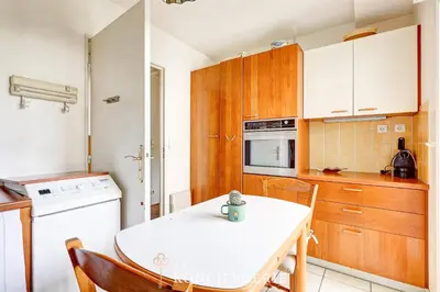 Plan de l'établissement Design et confort a Montmartre