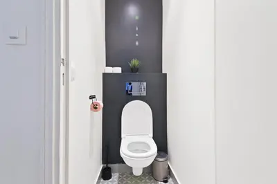 Salle de bains dans l'établissement Luxurious 2 Bedroom Apartment Nation Free Netflix