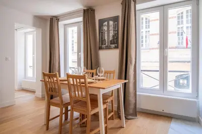 Plan de l'établissement Appartement Lumineux dans le Haut Marais