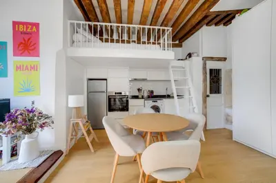 Cuisine ou kitchenette dans l'établissement Montorgueil Hype Area