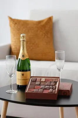 Boissons dans l'établissement 557 Suite Niels – Stunning Apartment Paris 17