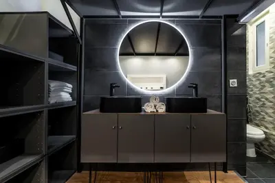 Salle de bains dans l'établissement Charmant appartement paris center design Montmartre