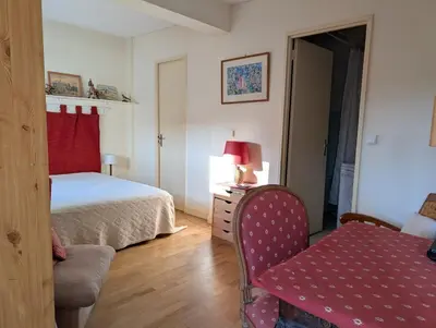 Un ou plusieurs lits dans un hébergement de l'établissement Vintage Pied-a-Terre - Eiffel Tower View