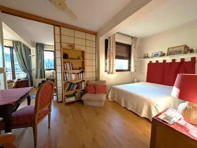 Un ou plusieurs lits dans un hébergement de l'établissement Vintage Pied-a-Terre - Eiffel Tower View