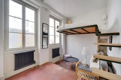 Un ou plusieurs lits superposés dans un hébergement de l'établissement PARIS 5 - Luxury room L029