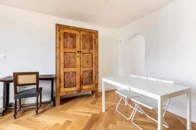 Plan de l'établissement Parisian apartment in the 5th