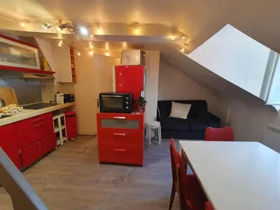 Cuisine ou kitchenette dans l'établissement Appartement en duplex avec 3 chambres, au 4e et dernier étage
