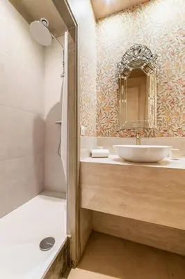 Salle de bains dans l'établissement Appartement Spacieux et atypique - Paris 13 - 4P