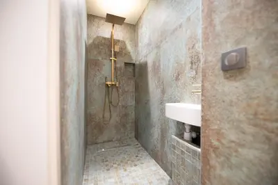 Salle de bains dans l'établissement Sweet Home near Place Vendôme