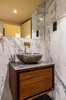 Salle de bains dans l'établissement NoChichi-Collections - Residence Saint-Honore