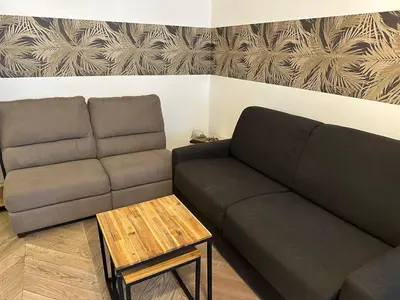 Coin salon dans l'établissement Porte de Versailles 354 Lecourbe