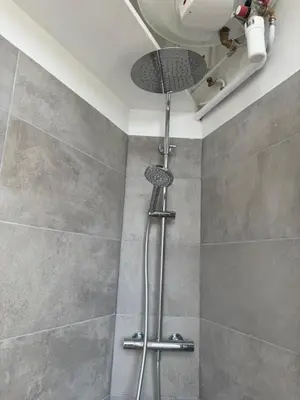 Salle de bains dans l'établissement Raspail