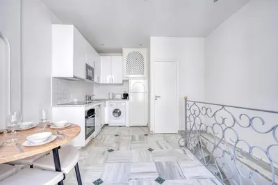 Cuisine ou kitchenette dans l'établissement Lovely duplex 4p - Temple