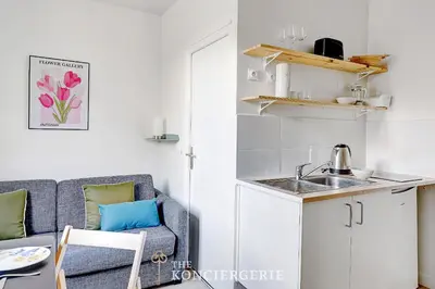 Cuisine ou kitchenette dans l'établissement BM-Cocon citadin quartier du faubourg Saint Denis