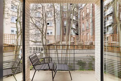 Balcon ou terrasse dans l'établissement Spacious house 4BDR 7P - Boulogne Billancourt