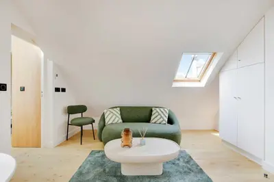 Coin salon dans l'établissement Apt a c 1BR 2P - Saint-Lazare Les Champs Elysée