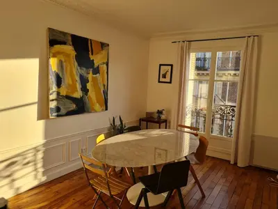 Plan de l'établissement Appartement haussmannien canal Saint Martin