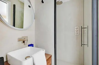 Salle de bains dans l'établissement Charming Studio 2P - Place de la République