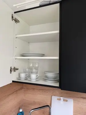 Cuisine ou kitchenette dans l'établissement Studio, private garden in Malakoff