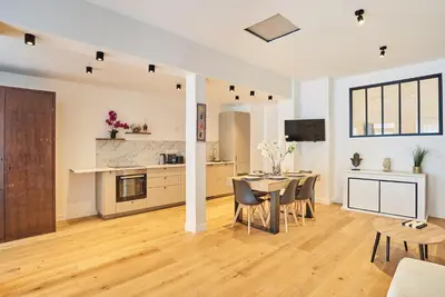Cuisine ou kitchenette dans l'établissement Wonderful Apartment Center of Paris-Montorgueil
