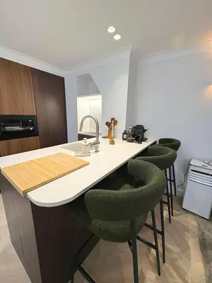 Cuisine ou kitchenette dans l'établissement Elegant 1BR Monthly Rental near Place Vendôme