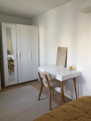 Coin salon dans l'établissement 2 pieces Paris centre Marais