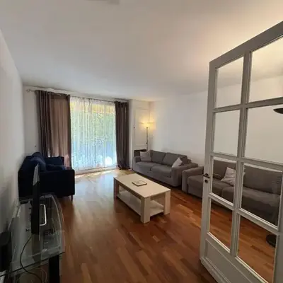 Grand Appartement Tour Eiffel Place Barcelone