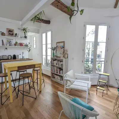Studio chic et moderne avec mezzanine à 10 min de Montmartre