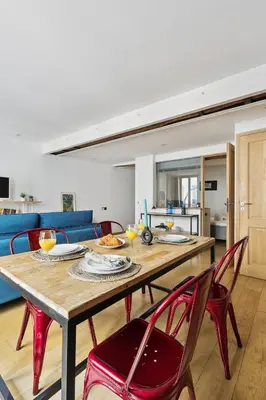 Coin salon dans l'établissement BnBNova - 1BR - Saint Germain & Odéon