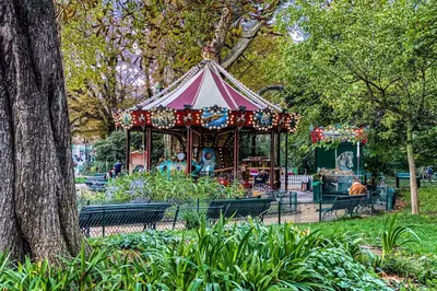 Jardin de l'établissement Superb 2 Elegant Room in the Heart of Paris’ 8th District