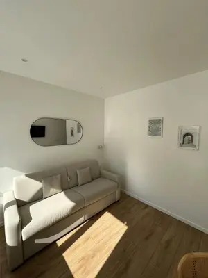 Coin salon dans l'établissement Comfy Studio, Paris South