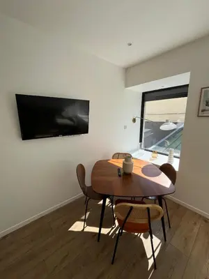 Télévision ou salle de divertissement dans l'établissement Comfy Studio, Paris South