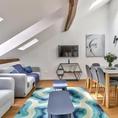 Urban Flat 117 - Parisian Apartment in the Center