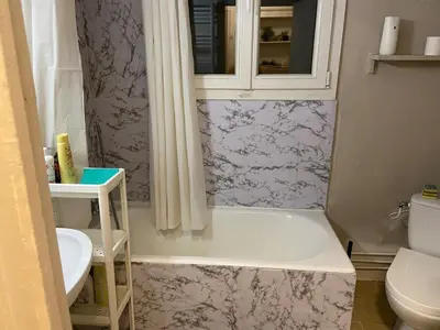 Salle de bains dans l'établissement Beautiful chic studio with ultra-fast wifi