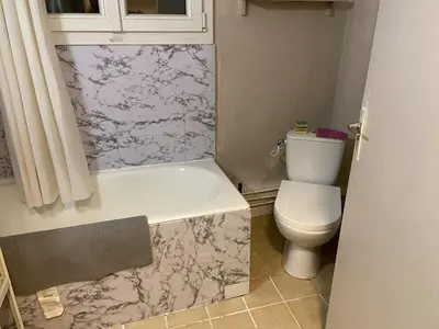 Salle de bains dans l'établissement Beautiful chic studio with ultra-fast wifi