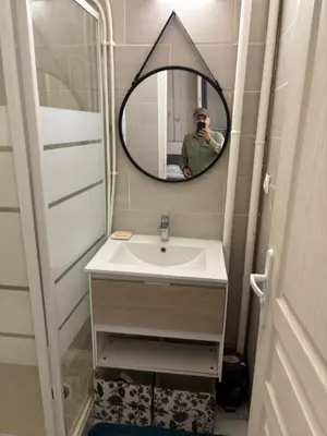 Salle de bains dans l'établissement Bien venu au studio B