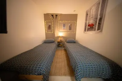 Un ou plusieurs lits dans un hébergement de l'établissement Charming Aparment in Paris 5th - 4 Beds for 6 Guests
