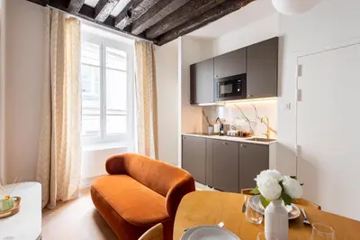 Cuisine ou kitchenette dans l'établissement SUPER CENTRAL - Montorgueil - Designer Studio